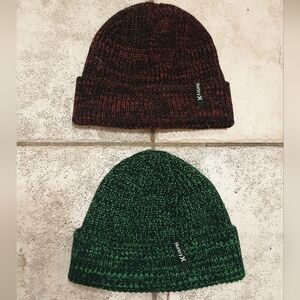 NWOT set of two Hurley Logo Cuff beanies. Unisex. Dark emerald green/ burgundy